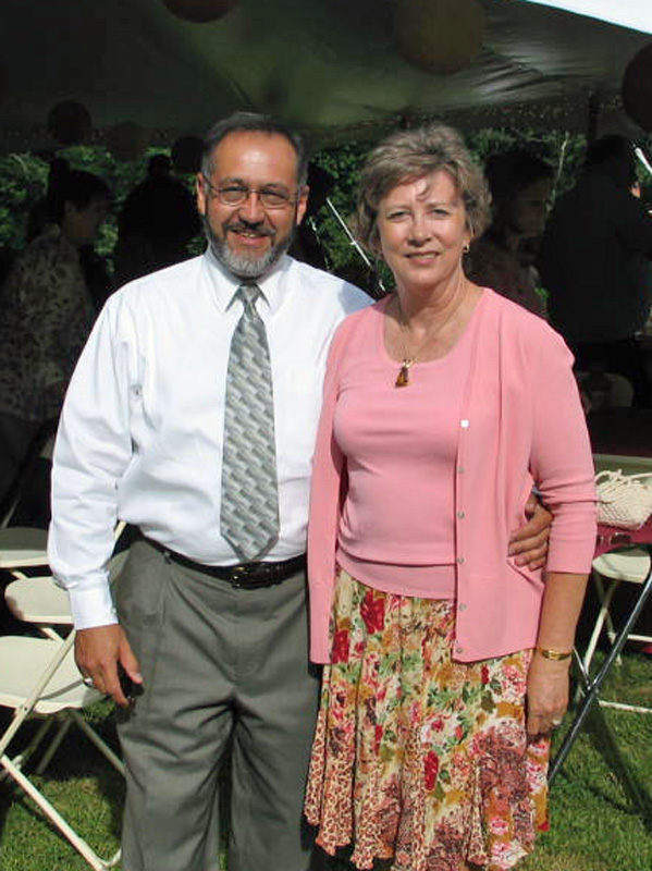 The outdoor wedding was beautiful.  The old cars made it unique.  Of course, Gloria was the prettiest girl at the wedding.